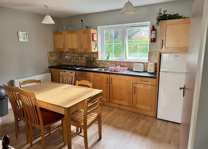 بيت شباب Bru Na Dromoda/dromid *